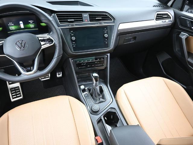 2024 Volkswagen Tiguan Vehicle Photo in Cedar Rapids, IA 52402