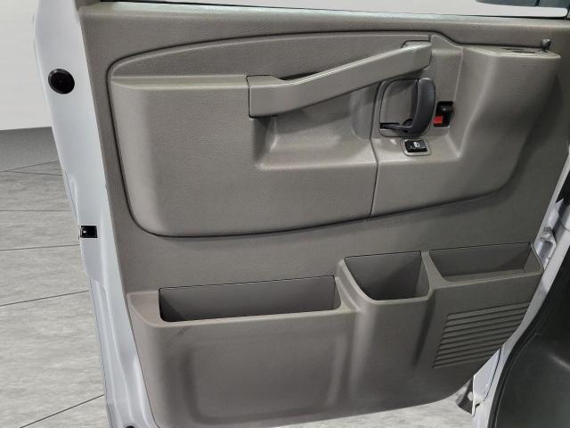 2023 Chevrolet Express Cargo 2500 Vehicle Photo in NEENAH, WI 54956-2243