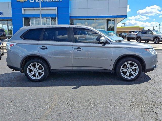2015 Mitsubishi Outlander Vehicle Photo in LANCASTER, PA 17601-0000