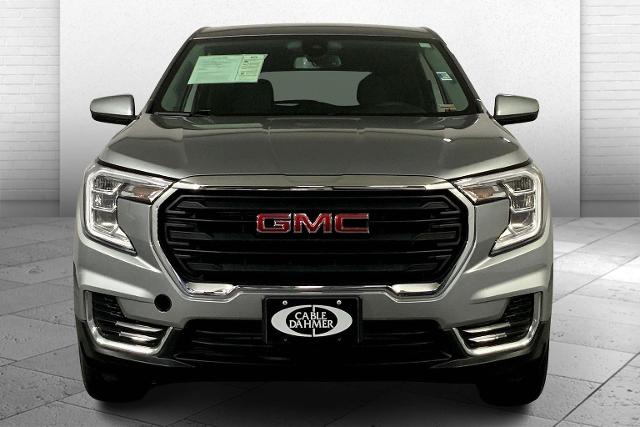 2024 GMC Terrain Vehicle Photo in KANSAS CITY, MO 64114-4545