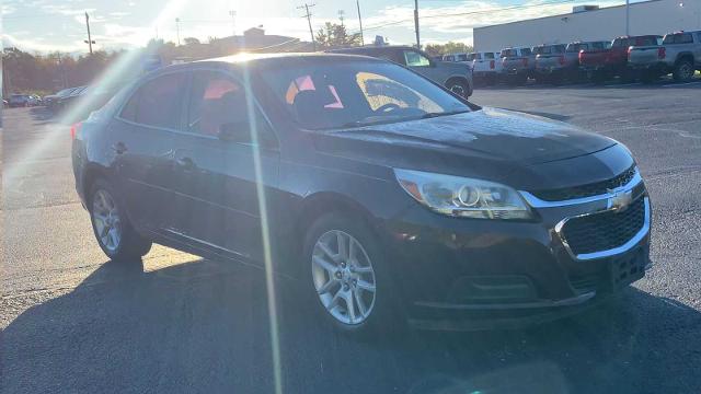2015 Chevrolet Malibu Vehicle Photo in MOON TOWNSHIP, PA 15108-2571
