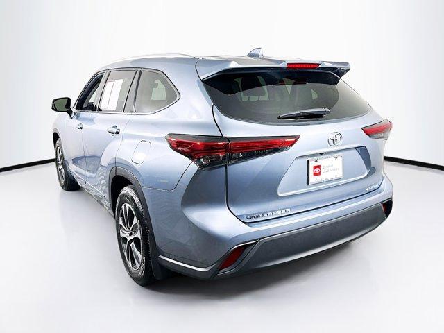 2022 Toyota Highlander Vehicle Photo in Flemington, NJ 08822