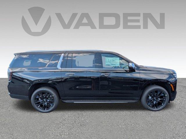 2025 Chevrolet Suburban Vehicle Photo in BRUNSWICK, GA 31525-1881