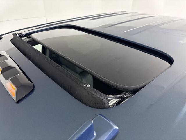 2025 GMC Sierra 3500 HD Vehicle Photo in PUYALLUP, WA 98371-4149