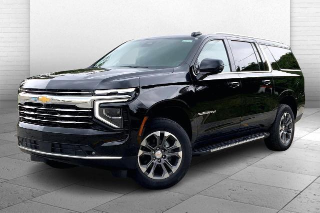 2025 Chevrolet Suburban Vehicle Photo in KANSAS CITY, MO 64114-4502