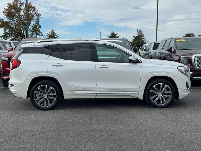 2020 GMC Terrain Vehicle Photo in COLUMBIA, MO 65203-3903