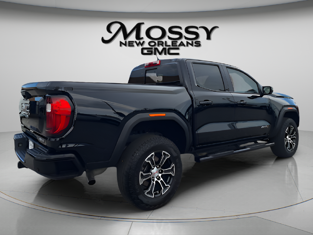 2024 GMC Canyon photo 6 of 30
