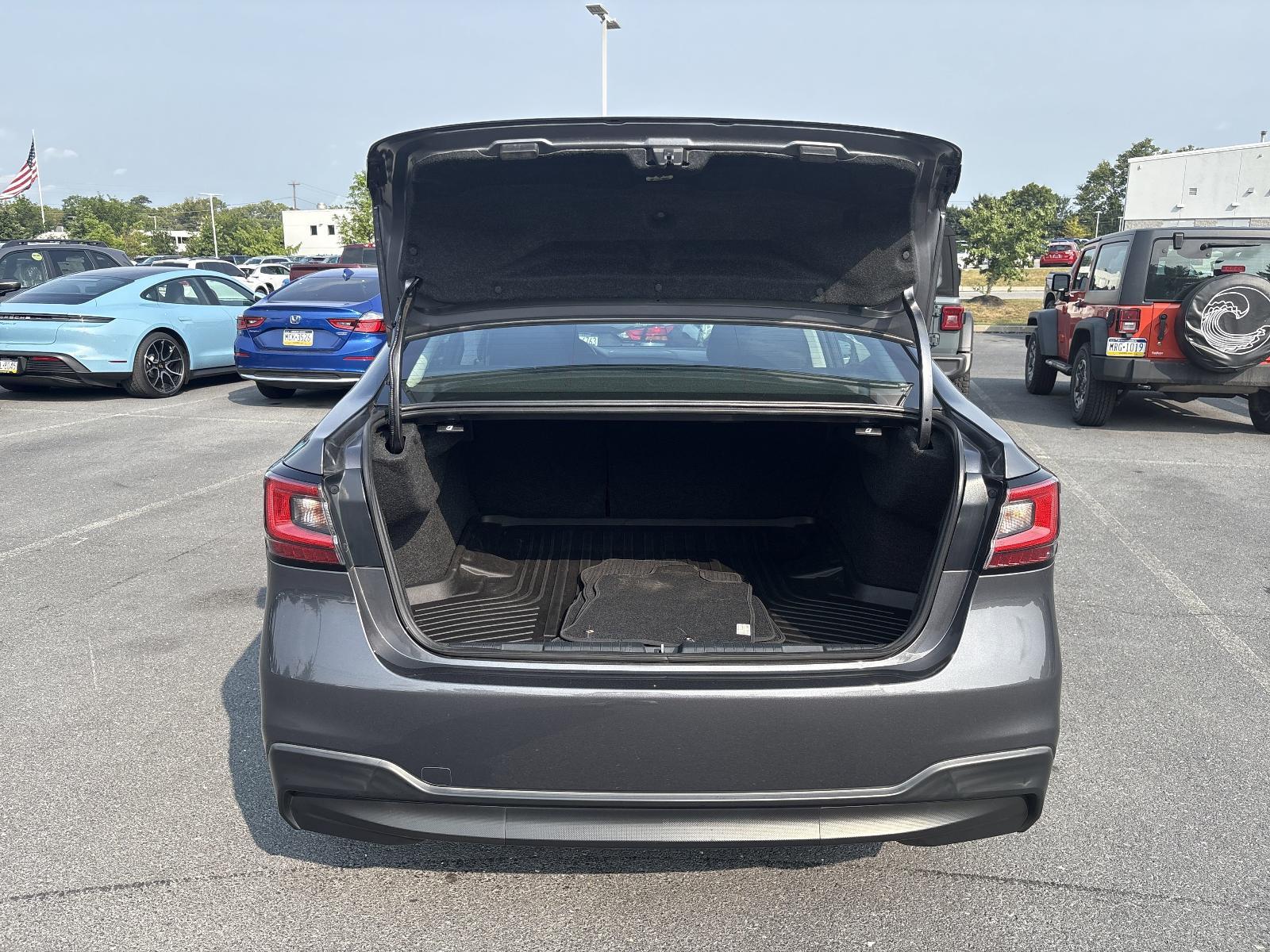 2022 Subaru Legacy Vehicle Photo in Mechanicsburg, PA 17050