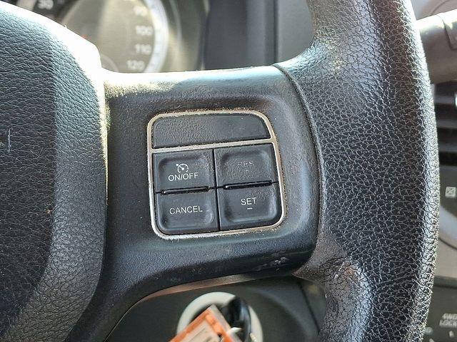 2014 Ram 1500 Vehicle Photo in DANBURY, CT 06810-5034