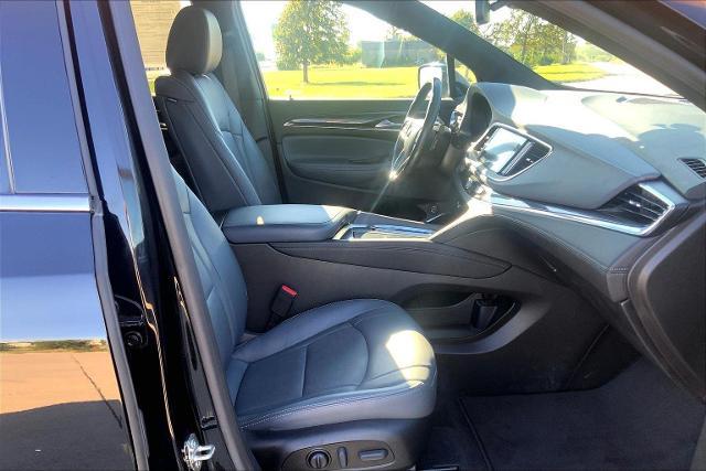 2023 Buick Enclave Vehicle Photo in TOPEKA, KS 66609-0000