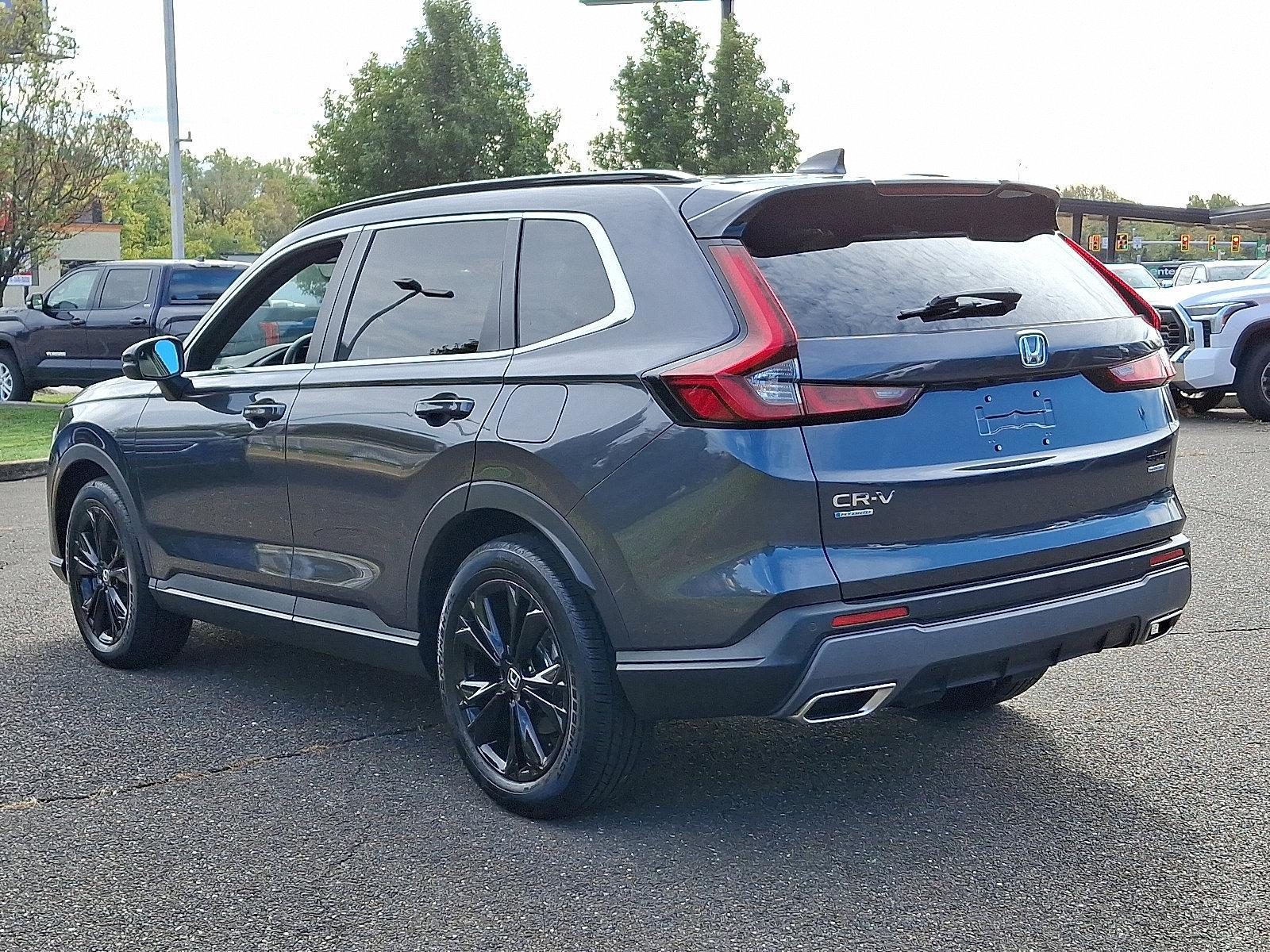 2025 Honda CR-V Hybrid Vehicle Photo in Trevose, PA 19053