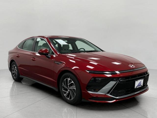 2026 Hyundai SONATA Hybrid Vehicle Photo in Neenah, WI 54956