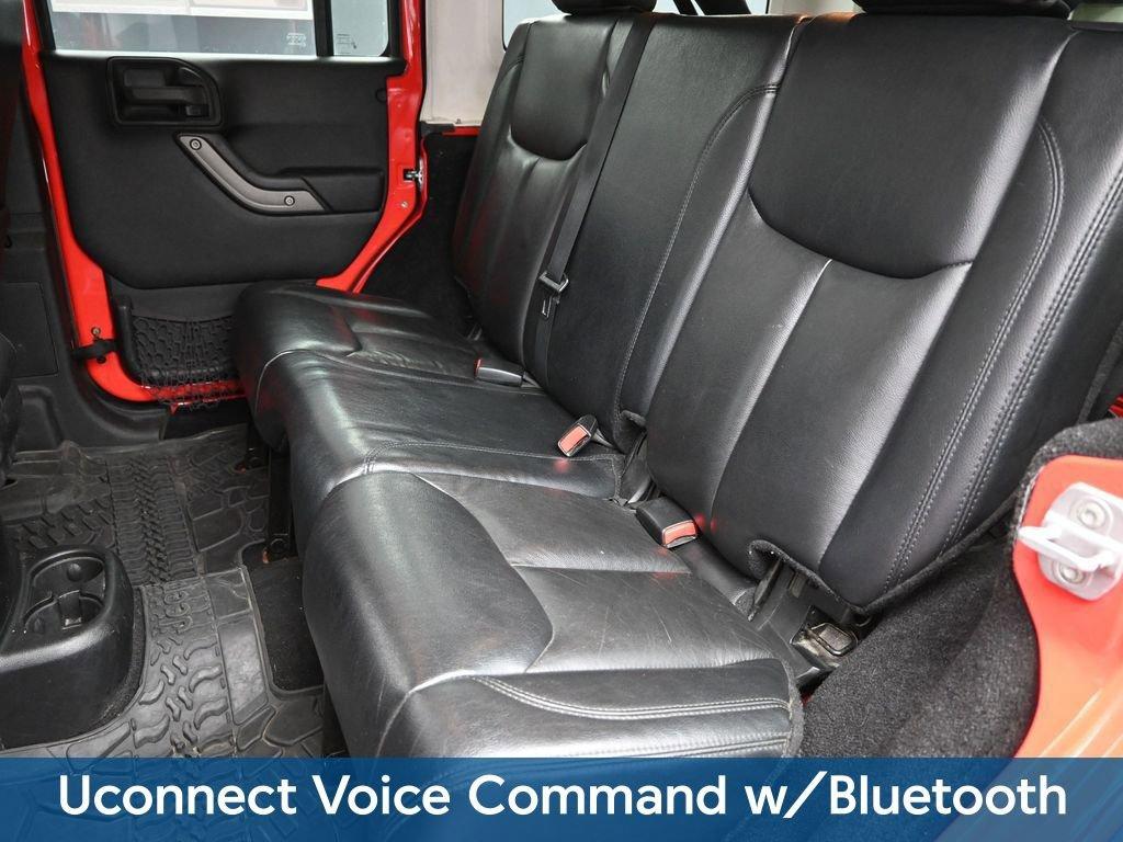 2013 Jeep Wrangler Unlimited Vehicle Photo in Cedar Rapids, IA 52402