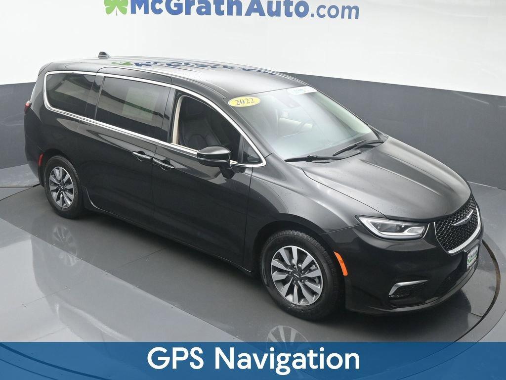 2022 Chrysler Pacifica Vehicle Photo in Cedar Rapids, IA 52402