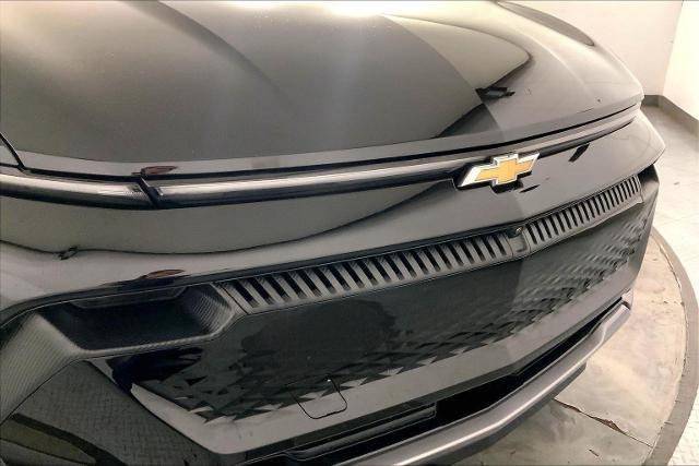 2025 Chevrolet Equinox EV Vehicle Photo in KANSAS CITY, MO 64114-4502