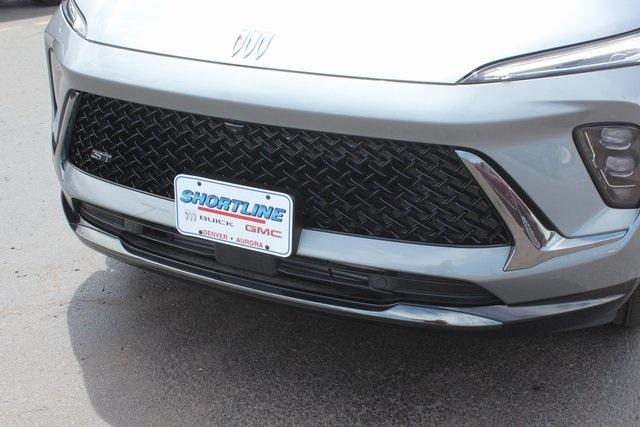 2024 Buick Envision Vehicle Photo in AURORA, CO 80012-4011