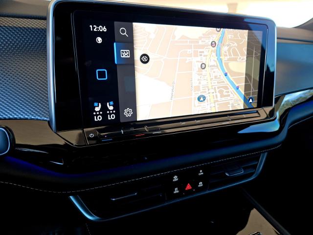 2024 Volkswagen Atlas Cross Sport Vehicle Photo in Weatherford, TX 76087