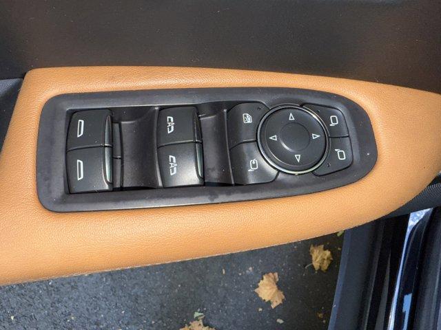 2022 Cadillac XT5 Vehicle Photo in LEOMINSTER, MA 01453-2952