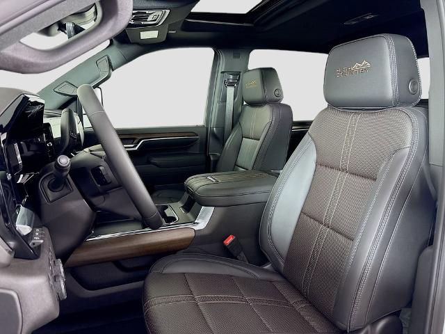 2025 Chevrolet Silverado 3500 HD Vehicle Photo in PUYALLUP, WA 98371-4149