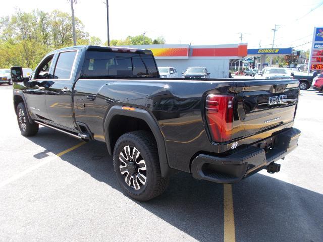 2024 GMC Sierra 3500 HD Vehicle Photo in LOWELL, MA 01852-4336