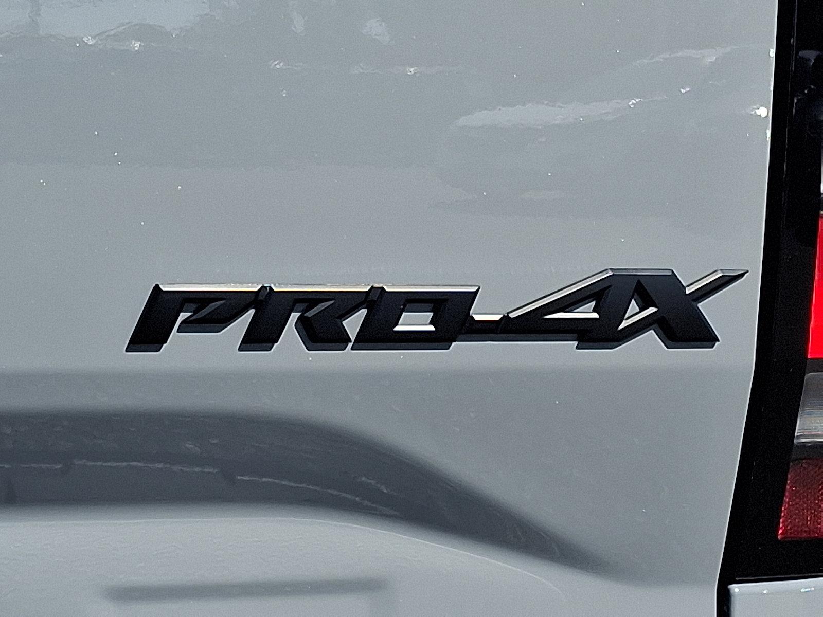 2023 Nissan Frontier Vehicle Photo in BETHLEHEM, PA 18017-9401