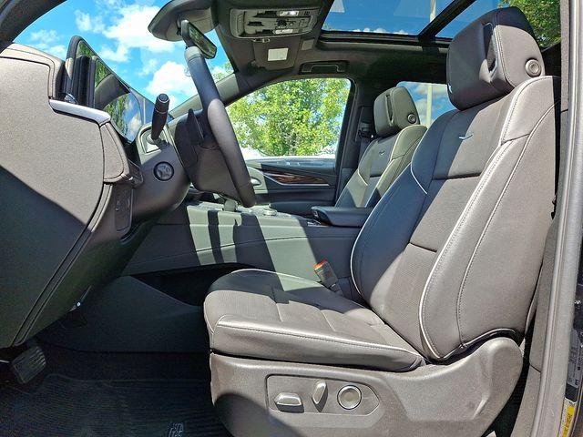 2024 Cadillac Escalade Vehicle Photo in DANBURY, CT 06810-5034