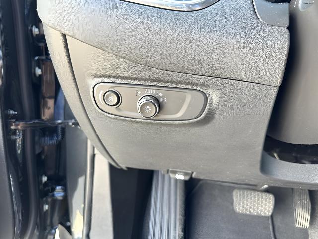 2023 Chevrolet Equinox Vehicle Photo in MANITOWOC, WI 54220-5838