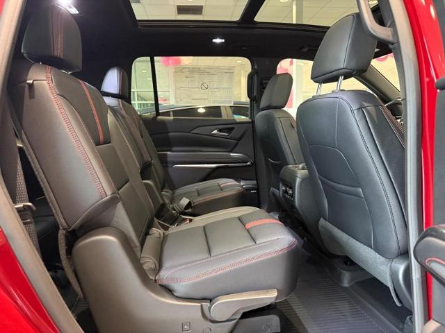 2026 Chevrolet Traverse Vehicle Photo in COLUMBIA, MO 65203-3903