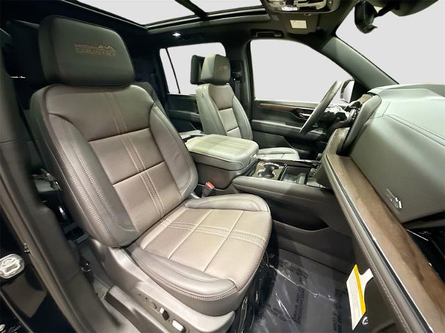 2026 Chevrolet Suburban Vehicle Photo in EVERETT, WA 98203-5662