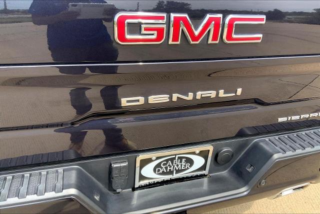 2024 GMC Sierra 1500 Vehicle Photo in TOPEKA, KS 66609-0000