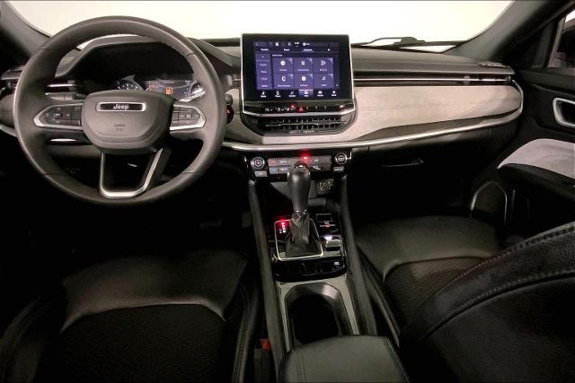 2023 Jeep Compass Vehicle Photo in KANSAS CITY, MO 64114-4502