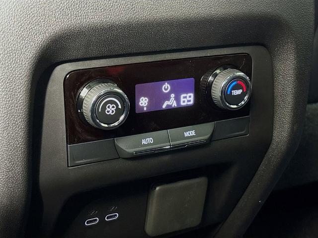2026 Chevrolet Traverse Vehicle Photo in PUYALLUP, WA 98371-4149