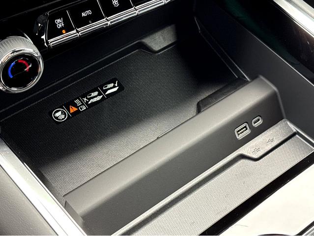 2025 Chevrolet Tahoe Vehicle Photo in BEAUFORT, SC 29906-4218