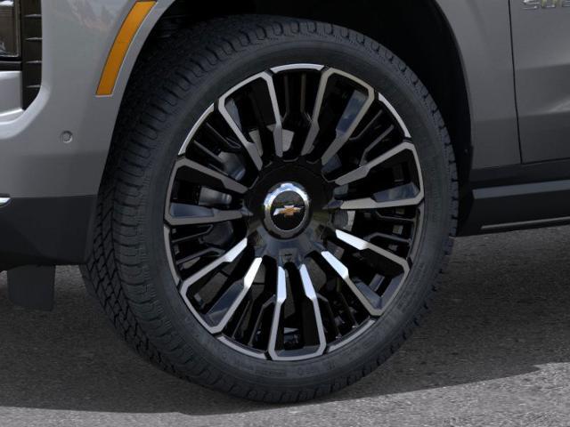 2025 Chevrolet Suburban Vehicle Photo in SELMA, TX 78154-1460
