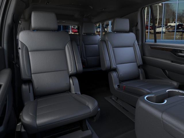 2025 Chevrolet Suburban Vehicle Photo in NEENAH, WI 54956-2243