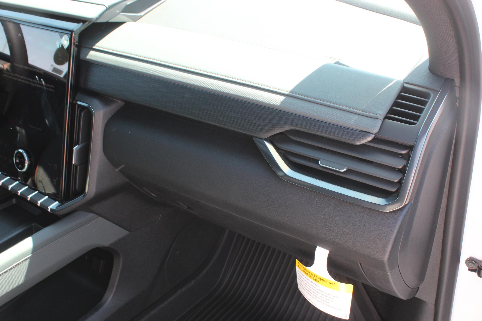 2025 GMC Acadia Vehicle Photo in AURORA, CO 80012-4011