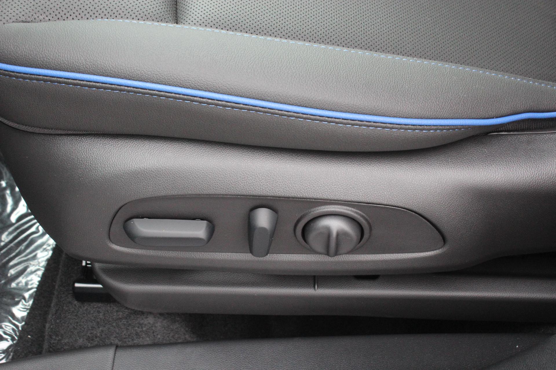 2026 Buick Encore GX Vehicle Photo in AURORA, CO 80012-4011