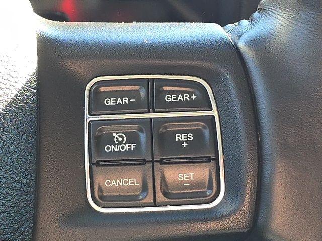 2017 Ram 1500 Vehicle Photo in Pleasant Hills, PA 15236