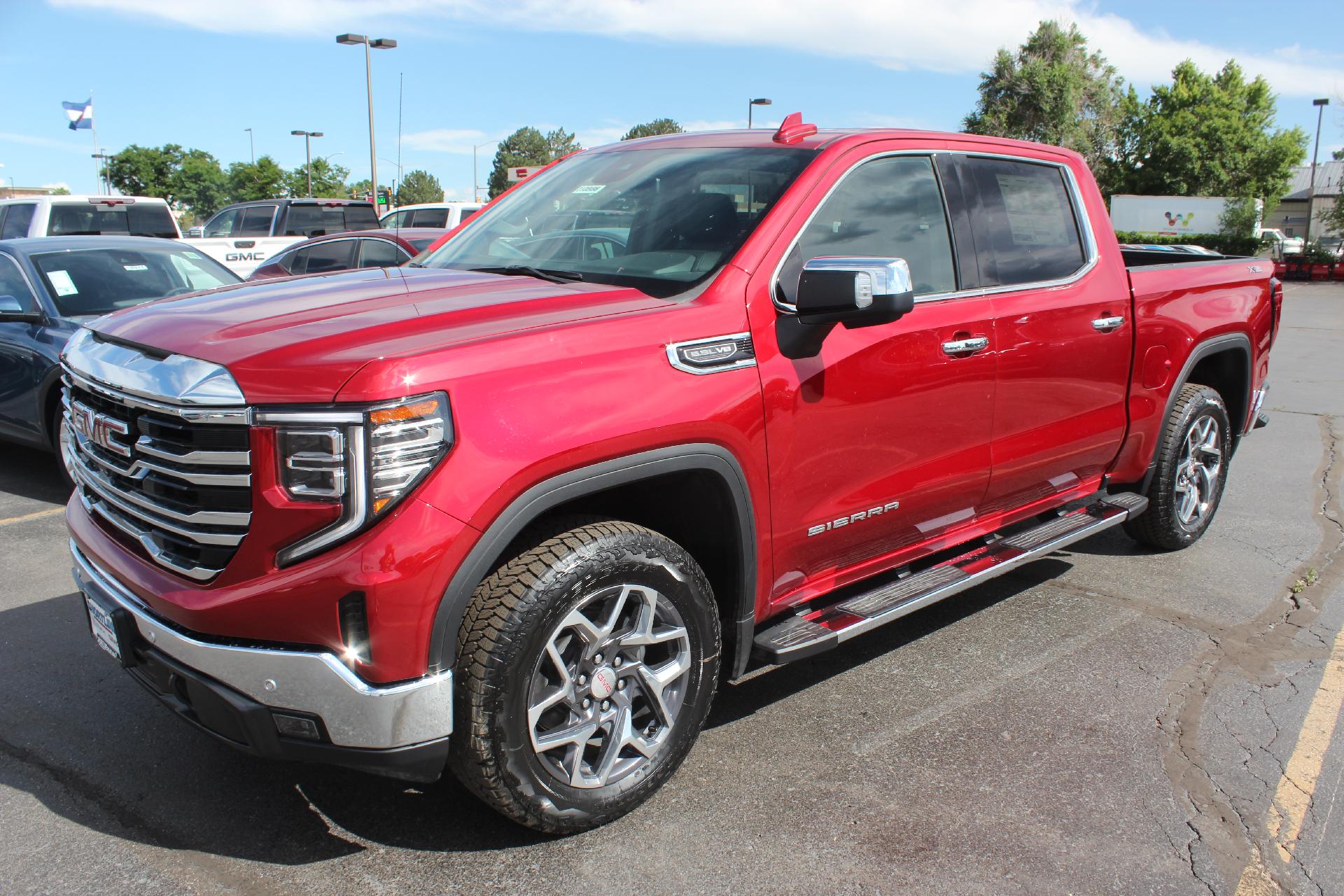 2025 GMC Sierra 1500 Vehicle Photo in AURORA, CO 80012-4011
