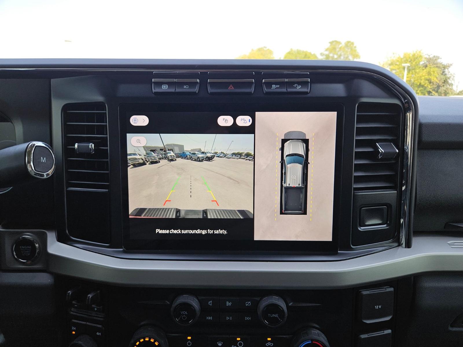 2024 Ford Super Duty F-350 SRW Vehicle Photo in Seguin, TX 78155