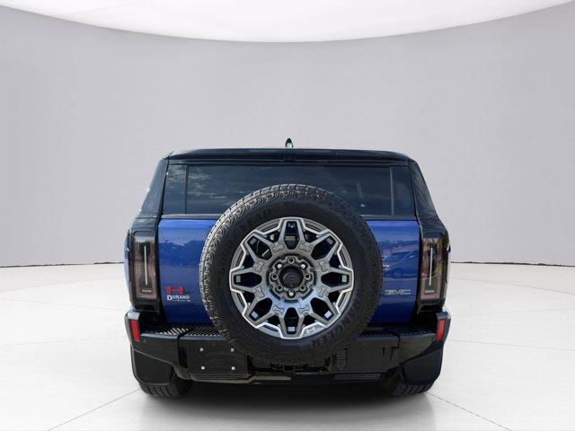 2024 GMC HUMMER EV SUV Vehicle Photo in LEOMINSTER, MA 01453-2952