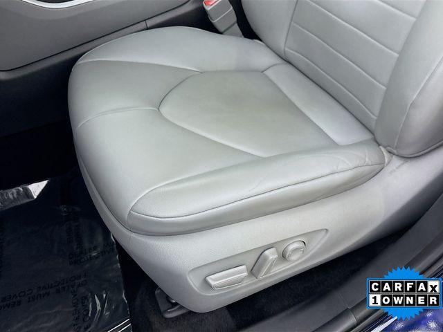 2021 Toyota Highlander Vehicle Photo in Puyallup, WA 98371