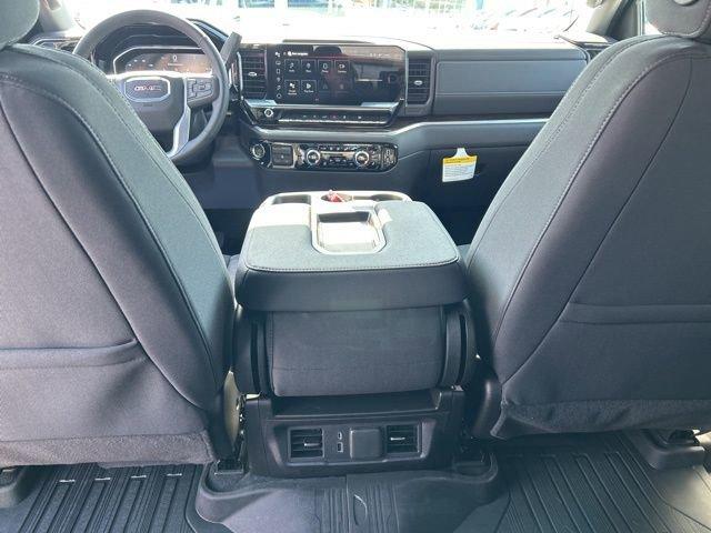 2025 GMC Sierra 1500 Vehicle Photo in SAINT CLAIRSVILLE, OH 43950-8512