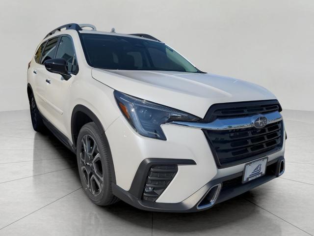 2025 Subaru Ascent Vehicle Photo in Neenah, WI 54956