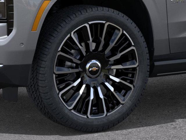 2025 Chevrolet Suburban Vehicle Photo in SELMA, TX 78154-1460