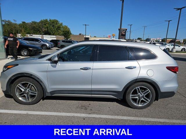 2019 Hyundai SANTA FE XL Vehicle Photo in Merrillville, IN 46410