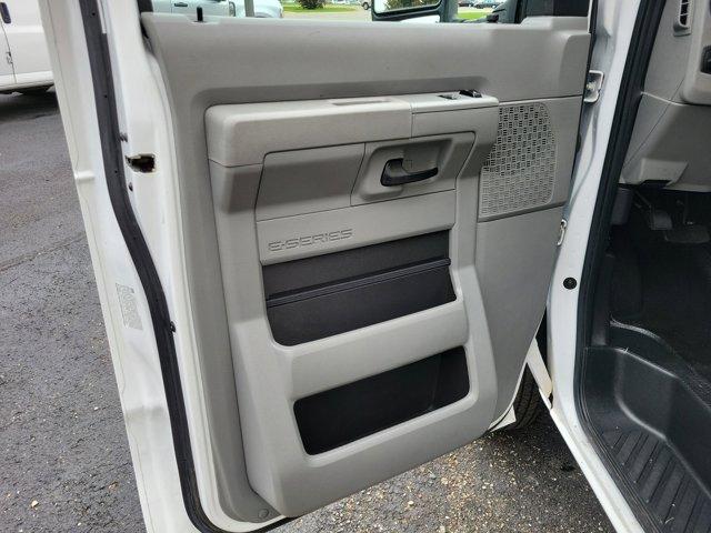 2024 Ford E-Series Cutaway Vehicle Photo in BRIDGMAN, MI 49106-9548