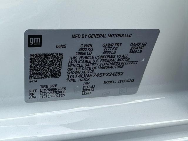2025 GMC Sierra 2500 HD Vehicle Photo in COLUMBIA, MO 65203-3903