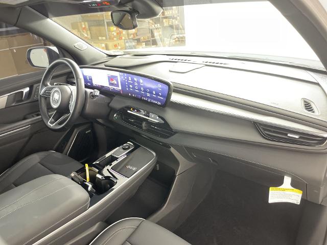 2025 Buick Enclave Vehicle Photo in GILBERT, AZ 85297-0402
