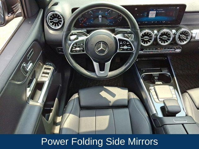 2022 Mercedes-Benz GLB 250 Vehicle Photo in DANBURY, CT 06810-5034